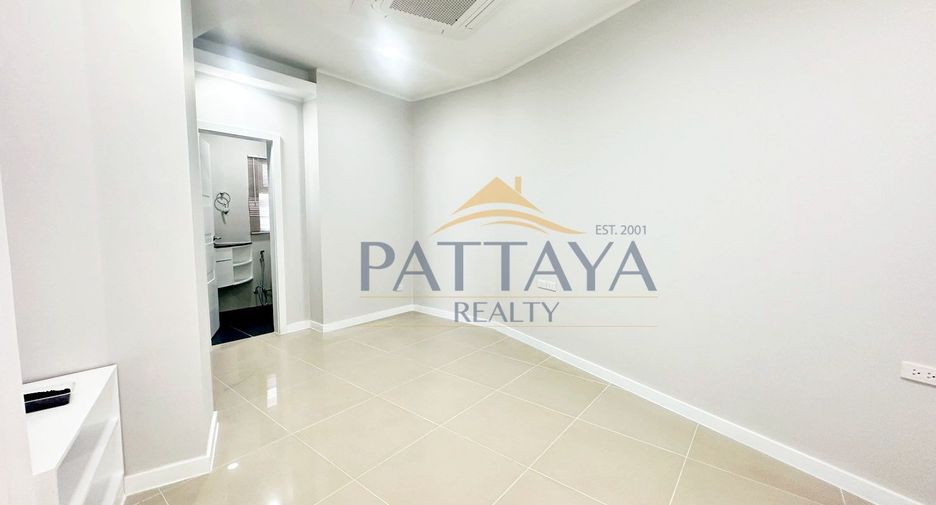 À louer 3 chambres condo à Sattahip, Chonburi
