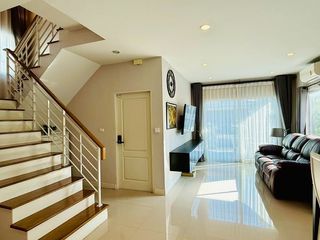 出租 4 卧室 独立屋 在 Thung Khru, 曼谷