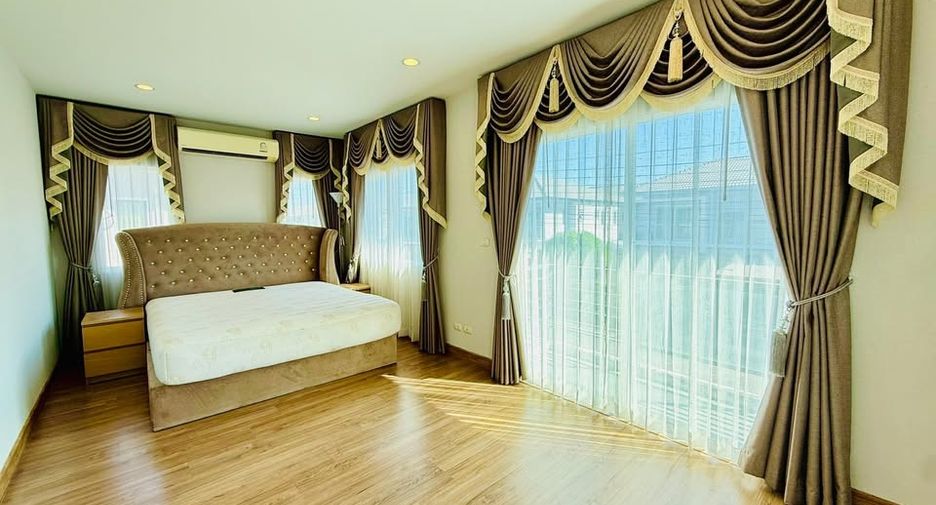Casa en alquiler de 4 habitaciones en Thung Khru, Bangkok