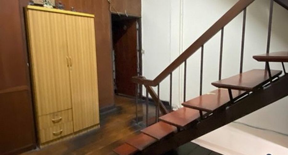 For sale 5 bedrooms retail Space in Samphanthawong, Bangkok