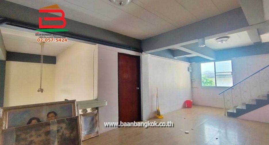 For sale land in Wang Thonglang, Bangkok