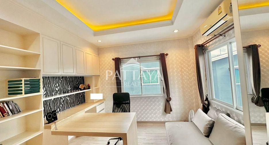 Haus zum Kauf mit 4 Zimmer in Bang Lamung, Chonburi