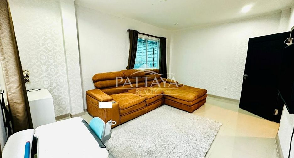 Haus zum Kauf mit 4 Zimmer in Bang Lamung, Chonburi