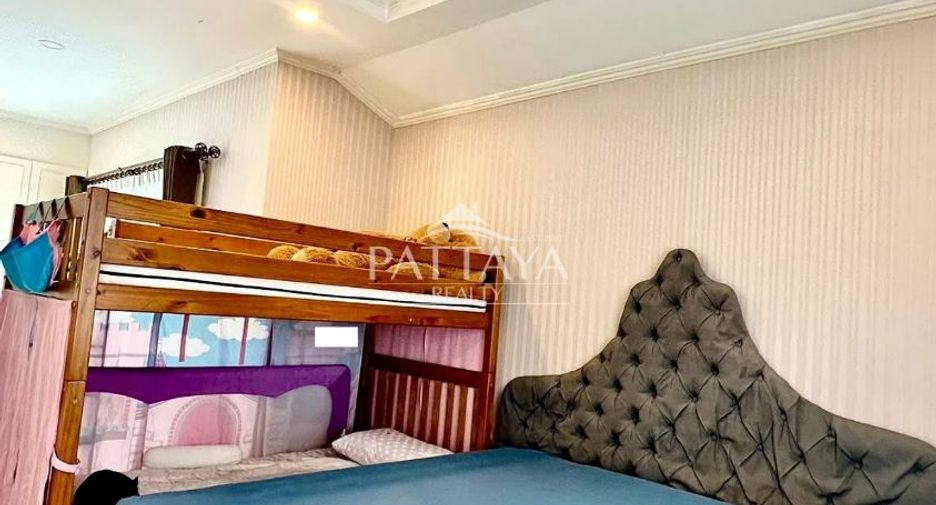 Haus zum Kauf mit 4 Zimmer in Bang Lamung, Chonburi