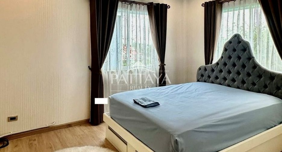 Haus zum Kauf mit 4 Zimmer in Bang Lamung, Chonburi
