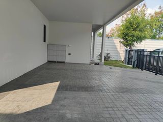 For rent and for sale 4 bedrooms house in Bang Phli, Samut Prakan