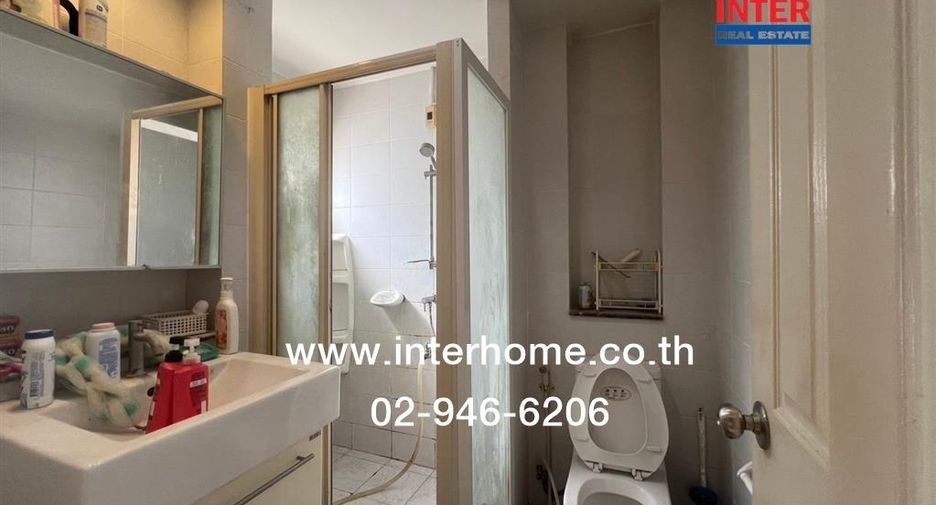 For sale 3 bedrooms house in Mueang Nonthaburi, Nonthaburi