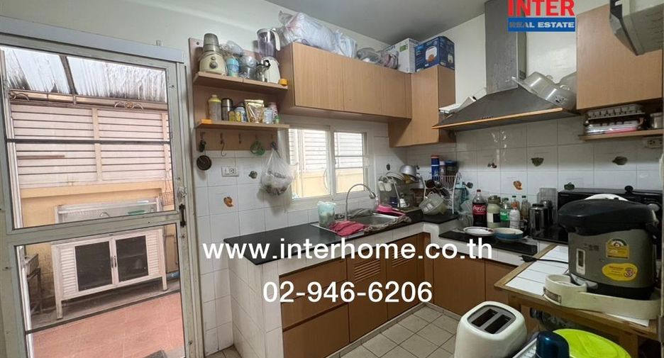 For sale 3 bedrooms house in Mueang Nonthaburi, Nonthaburi