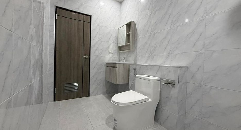 Haus zum Kauf mit 3 Zimmer in Bang Lamung, Chonburi