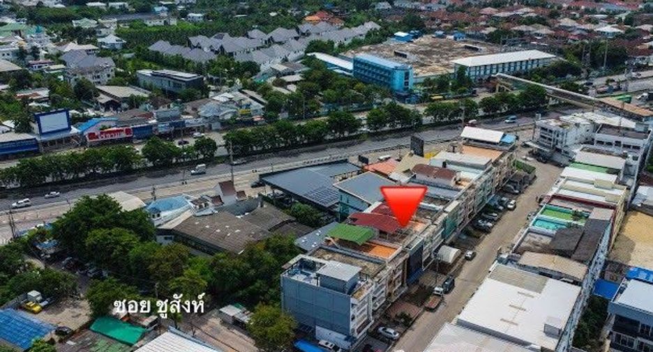 For rent 7 bedrooms retail Space in Bang Khae, Bangkok