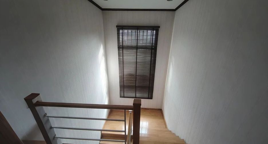 À vendre 4 chambres maison à Bang Phli, Samut Prakan
