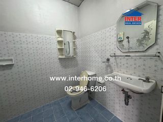 出售 2 卧室 联排别墅 在 Bangkok Noi, 曼谷