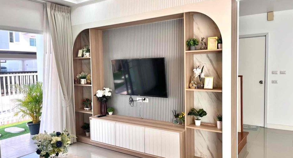 For sale 3 ベッドルーム house in Bang Lamung, Chonburi