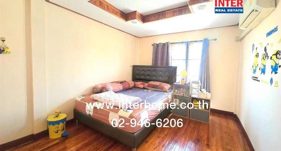 For sale 5 bedrooms house in Mueang Samut Prakan, Samut Prakan