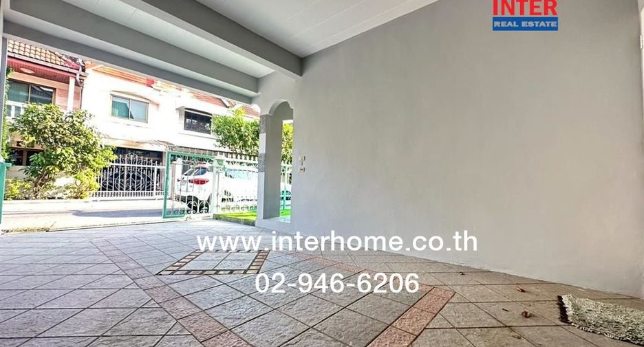 For sale 3 bedrooms house in Khan Na Yao, Bangkok