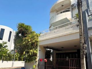 For rent 4 bedrooms townhouse in Mueang Samut Prakan, Samut Prakan