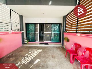 Reihenhaus zum Kauf mit 2 Zimmer in Si Racha, Chonburi