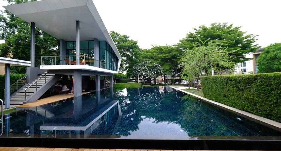 For rent 3 bedrooms townhouse in Bueng Kum, Bangkok