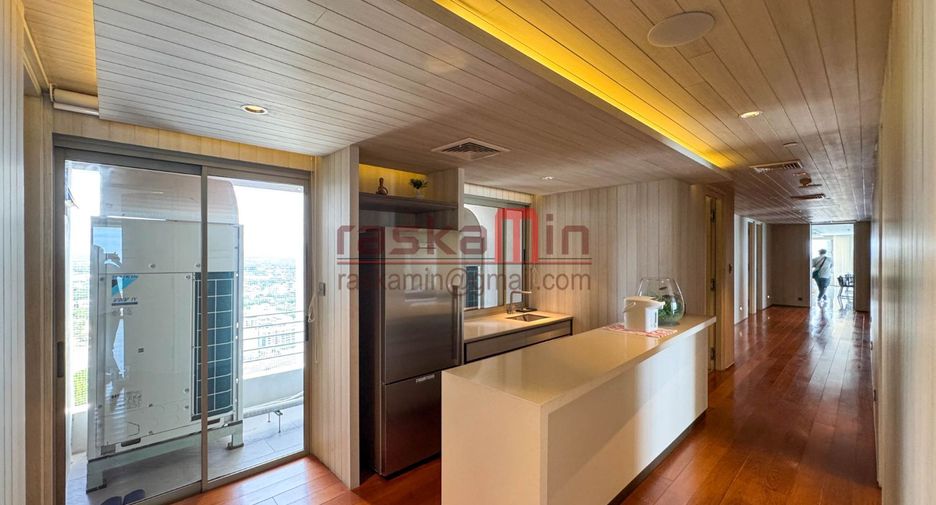 For rent 7 bedrooms condo in Bang Lamung, Chonburi