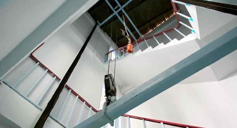 For rent 20 bedrooms retail Space in Sathon, Bangkok
