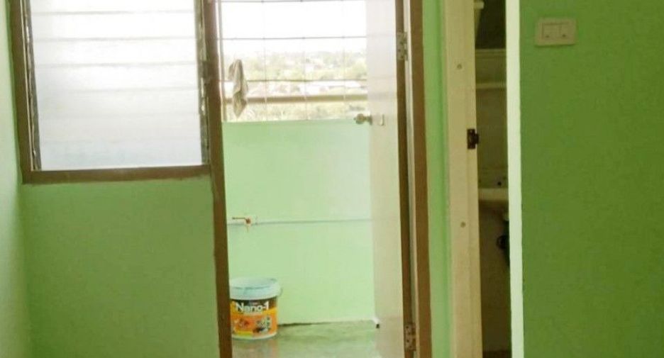 For sale 1 bed condo in Lat Krabang, Bangkok