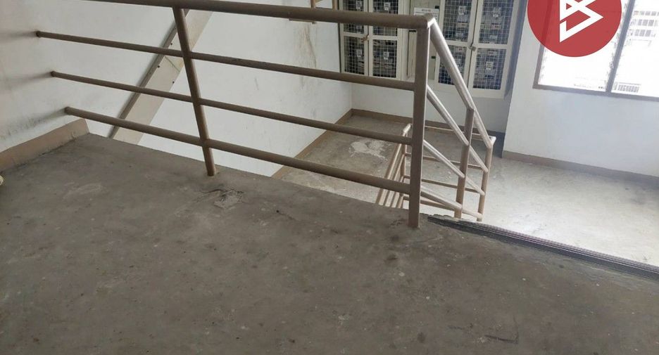 For sale 1 bed condo in Lat Krabang, Bangkok
