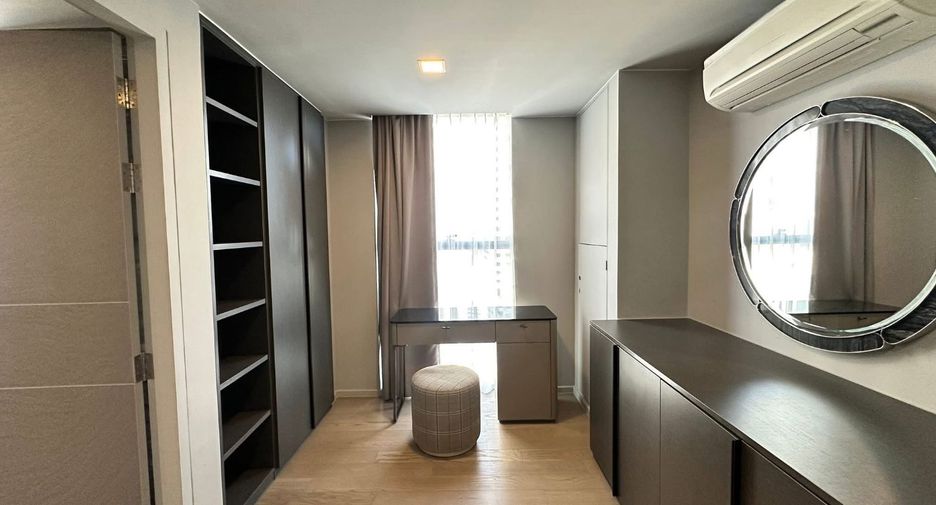 À louer 3 chambres condo à Watthana, Bangkok