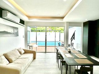 À louer 4 chambres maison à Bang Lamung, Chonburi