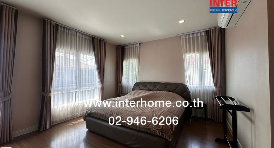 For sale 3 bedrooms house in Mueang Pathum Thani, Pathum Thani