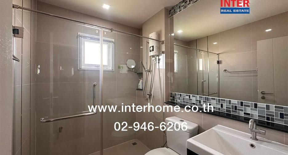 For sale 3 bedrooms house in Mueang Pathum Thani, Pathum Thani