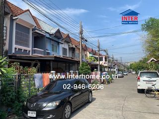 For sale 2 ベッドルーム townhouse in Saphan Sung, Bangkok
