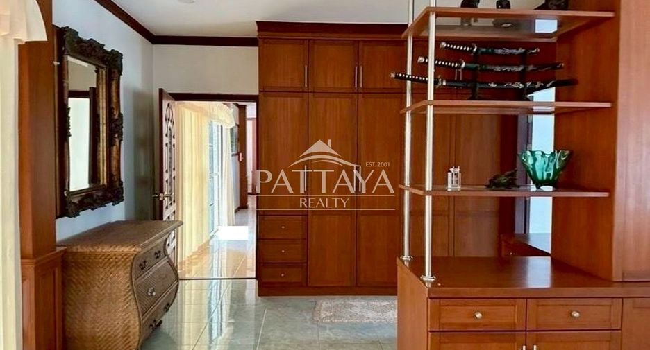 For rent 3 bedrooms house in Bang Lamung, Chonburi