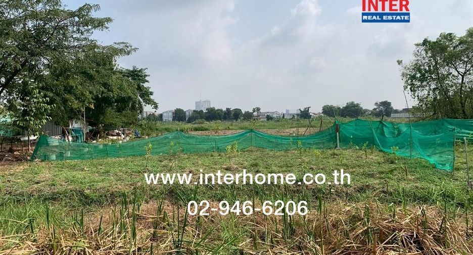 For sale land in Khan Na Yao, Bangkok