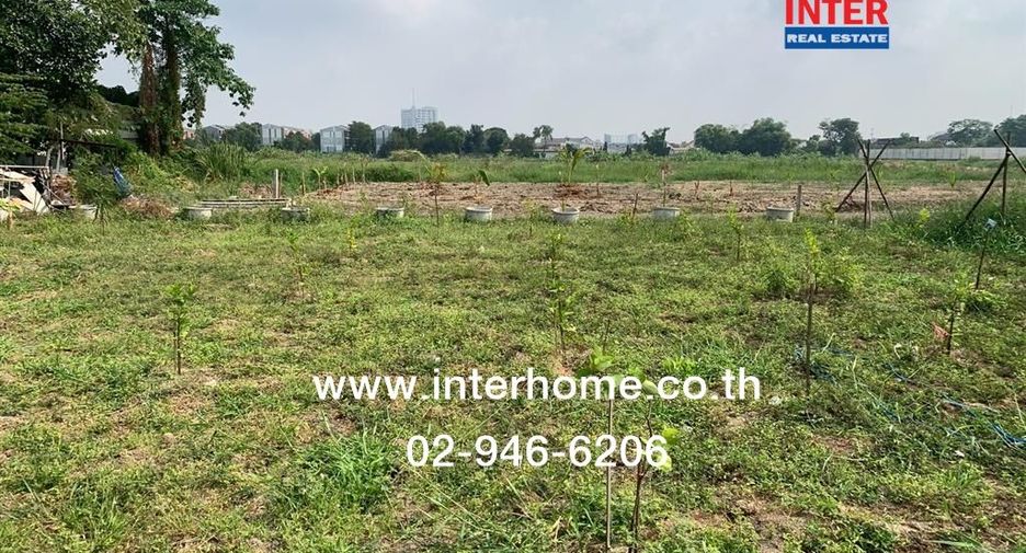 For sale land in Khan Na Yao, Bangkok