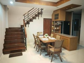 À louer 3 chambres maison à Si Racha, Chonburi