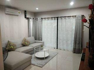 À louer 3 chambres maison à Si Racha, Chonburi