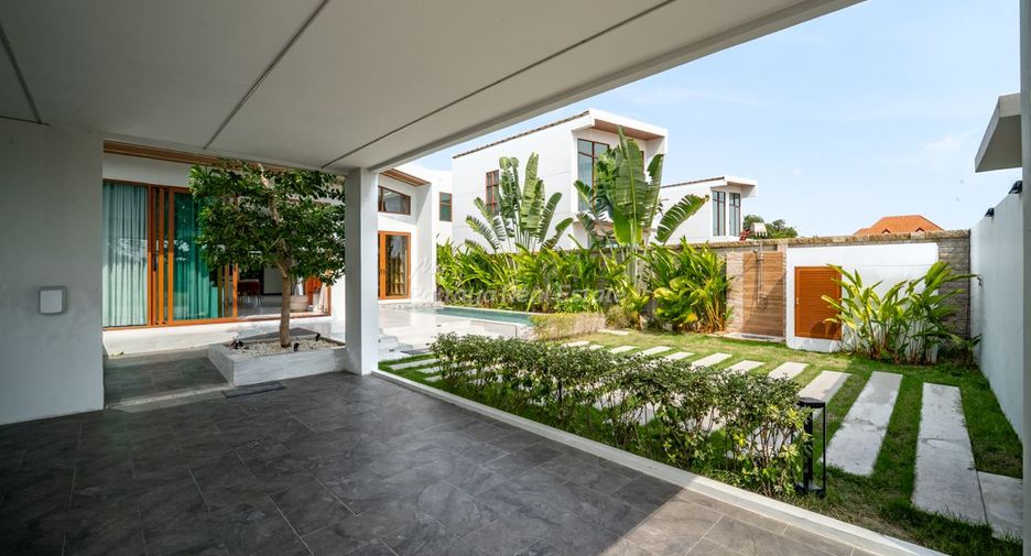 Villa zum Kauf mit 5 Zimmer in Bang Lamung, Chonburi