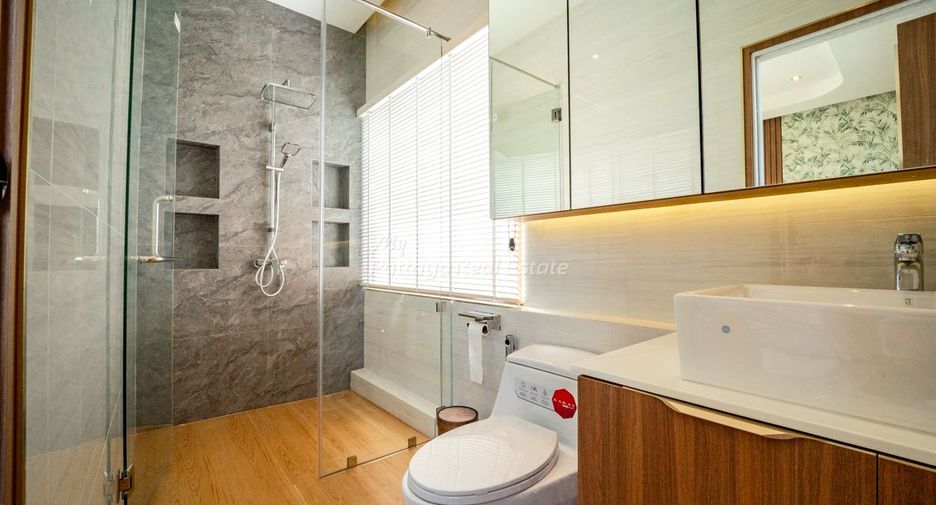 Villa zum Kauf mit 5 Zimmer in Bang Lamung, Chonburi