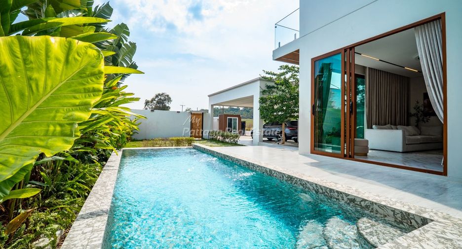 Villa zum Kauf mit 5 Zimmer in Bang Lamung, Chonburi