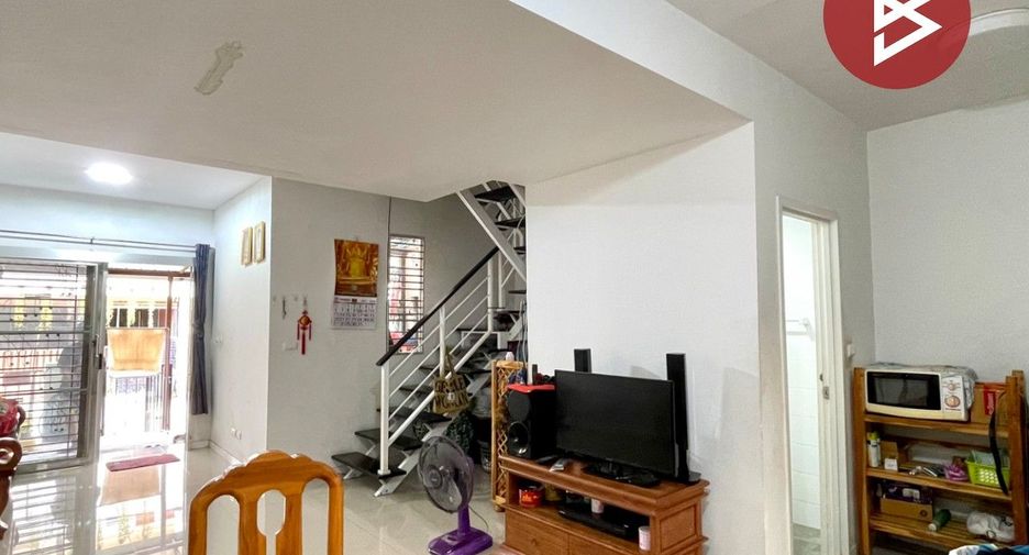 For sale 3 bedrooms townhouse in Phra Samut Chedi, Samut Prakan