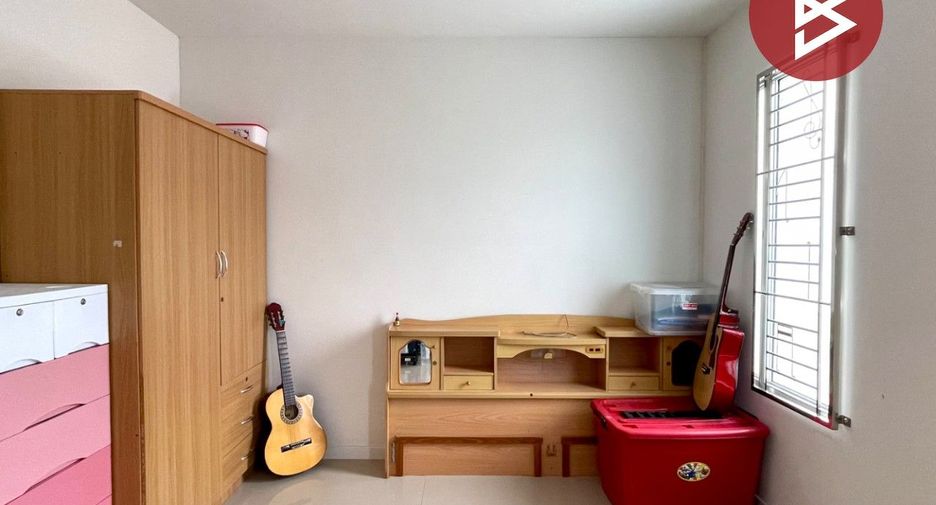 For sale 3 bedrooms townhouse in Phra Samut Chedi, Samut Prakan