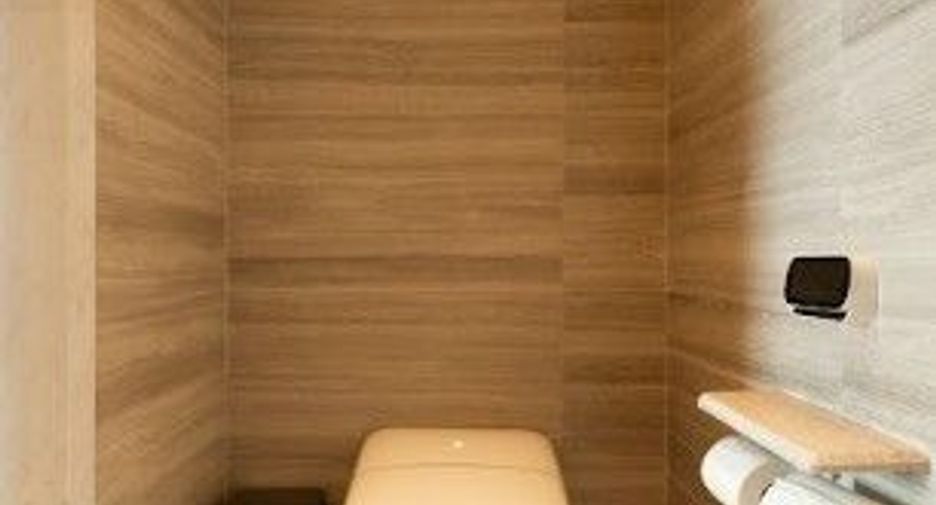 For rent 2 bedrooms condo in Sathon, Bangkok