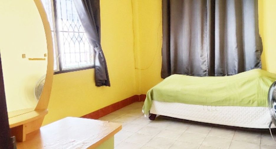 For sale 3 bedrooms house in Si Racha, Chonburi