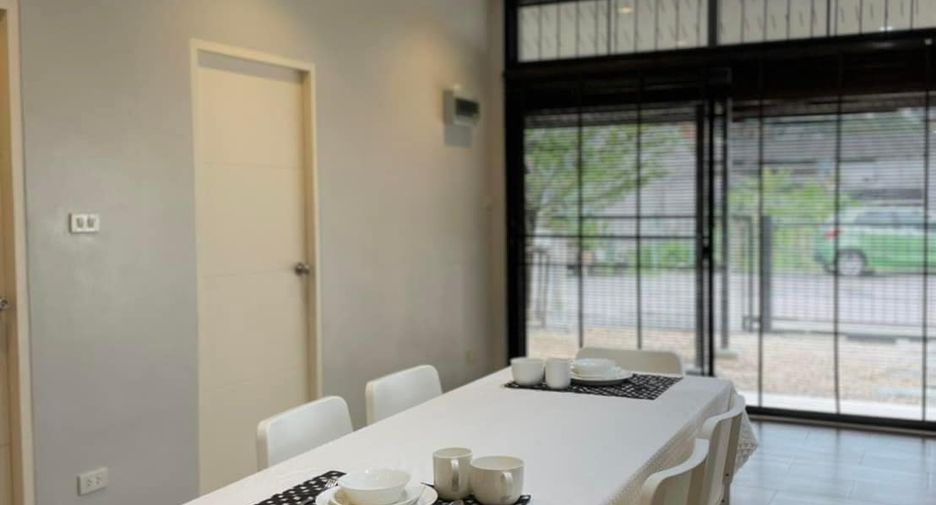 For rent and for sale 4 bedrooms house in Mueang Phuket, Phuket