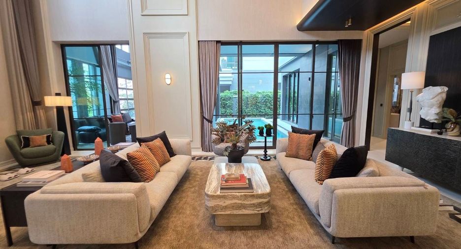 For sale 6 bedrooms house in Suan Luang, Bangkok