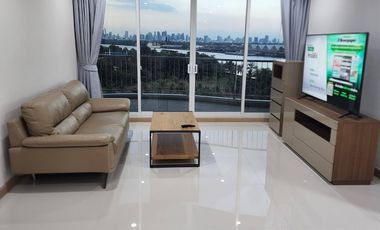 For rent 2 bedrooms condo in Yan Nawa, Bangkok