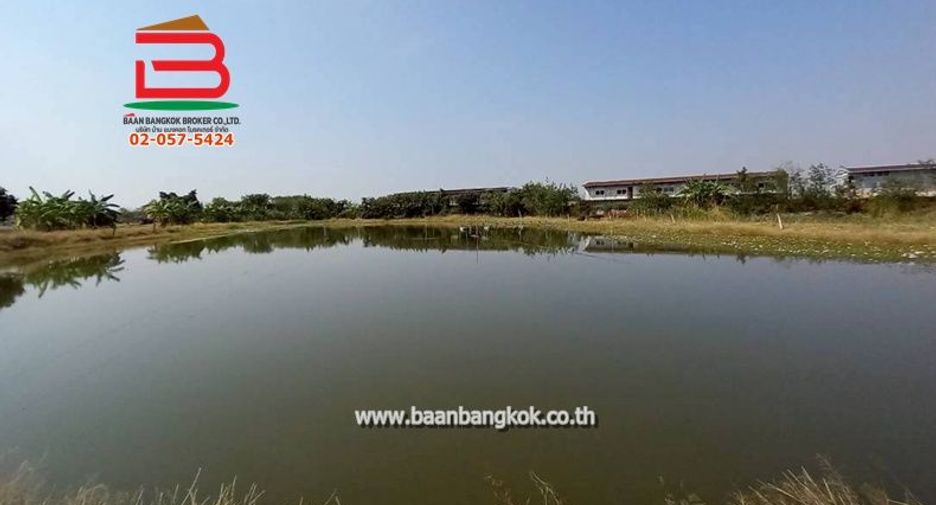 À vendre terrain à Mueang Chachoengsao, Chachoengsao