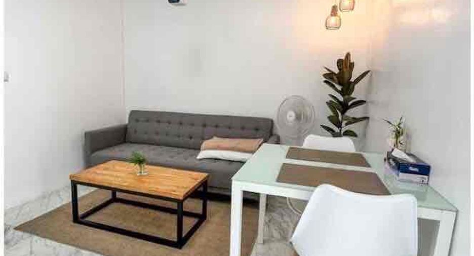 À vendre 1 chambre condo à Huai Khwang, Bangkok