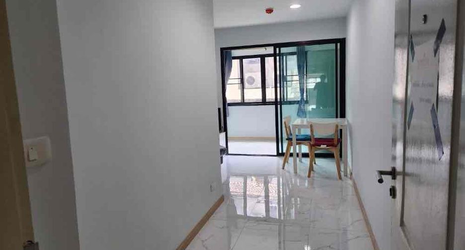 For sale 1 bed condo in Mueang Samut Prakan, Samut Prakan