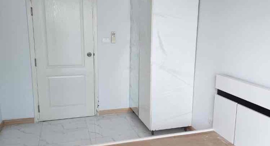 For sale 1 bed condo in Mueang Samut Prakan, Samut Prakan